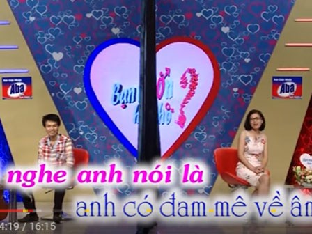 Cô gái kế toán lanh lợi khiến 2 MC Bạn muốn hẹn hò