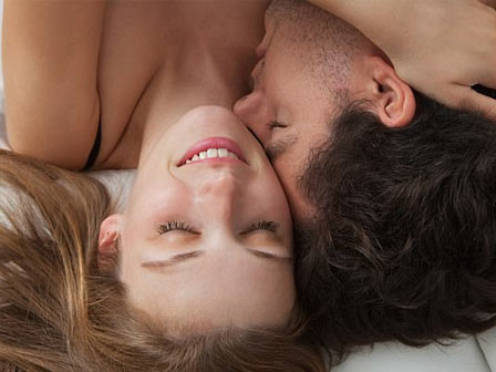 Sôi máu vì vợ đêm nào cũng cuồng nhiệt bên trai lạ, chồng sững sờ khi BS nói nguyên nhân-4