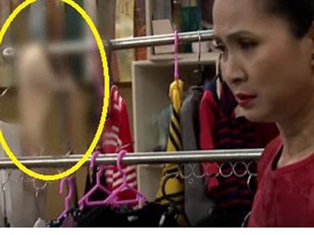 Hú hồn, Next Top Model đã kịp làm mờ hình ảnh 'tế nhị' trong nhà chung