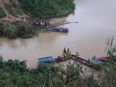 Hai người tử vong trong ô tô dưới lòng hồ Thủy điện Sơn La