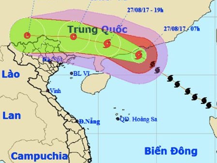 Bão số 7 di chuyển đáng kinh ngạc, nguy cơ vỡ đập