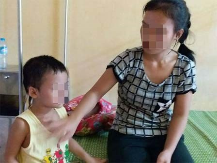 Ăn gì cũng không béo, đi khám phát hiện trong cơ thể bé trai 4 tuổi có “sinh vật lạ”