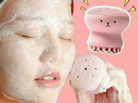 So sánh 3 loại dụng cụ rửa mặt giá rẻ được nhiều chị em sử dụng hiện nay