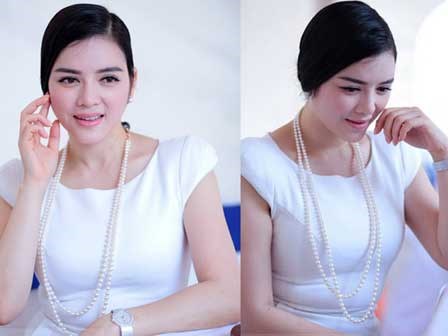 Lộ bụng mỡ, đùi phốp pháp và hàng loạt nhược điểm của mỹ nữ Việt nổi tiếng nóng bỏng