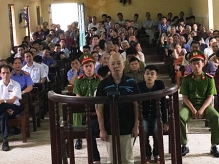 Giết vợ cũ vì đòi 50 ngàn đồng tiền ăn một ngày
