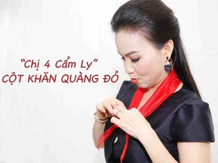 Có ai còn nhớ cách thắt khăn đỏ chuẩn như Cẩm Ly thế này không?