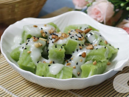 Bánh đúc lá dứa - món ăn dân dã làm mê lòng người