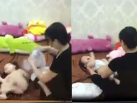 Đi vắng cả ngày về xem lại camera mẹ chết lặng phát hiện giúp việc quăng quật con thế này