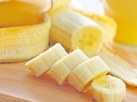 Ăn chuối tiêu ngon bổ rẻ, bạn còn tận dụng được nhiều bài thuốc chữa bệnh hữu ích từ thực phẩm này