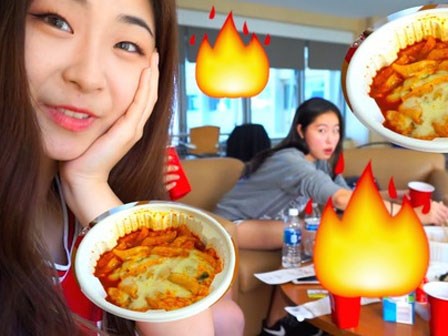 Ngày càng nhiều người trẻ có triệu chứng đau dạ dày chỉ vì mắc phải những thói quen xấu sau