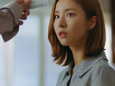 Vô tâm chê vợ xấu xí, đến lúc vợ thẩm mỹ xinh đẹp lại đau khổ vô cùng