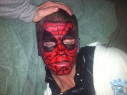 Clip hài: Những trò đùa 'khóc không thành tiếng' chỉ có thể từ... lũ bạn thân