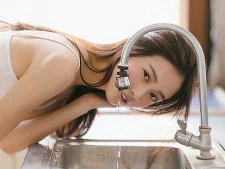 10 lưu ý then chốt để da đẹp lên vài tông chỉ bằng thao tác rửa mặt