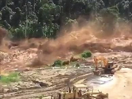 Thái Lan chạy đua với thời gian giải cứu 12 thiếu niên và huấn luyện viên mất tích do mưa lũ-10