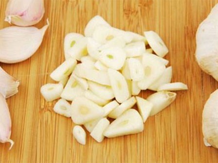 Tỏi rất tốt nhưng không nên lạm dụng: Những trường hợp không nên ăn tỏi