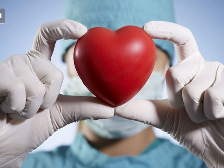 Chuyên gia tim mạch nổi tiếng: 7 lời khuyên quan trọng để tránh bệnh tim mạch 'tấn công'