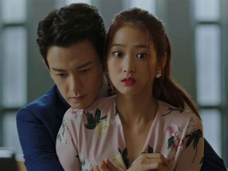 Tình mới lăn xả, nhiệt tình nhưng tôi lại chỉ muốn quay về bên vợ cũ