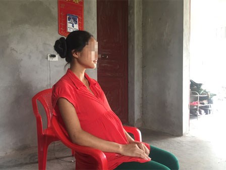 Tâm sự nghẹn lòng của nữ sinh lớp 11 sắp sinh con vì bị hàng xóm cưỡng bức