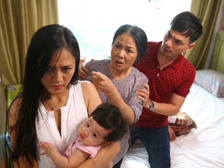 Căng thẳng vì đối phó với mẹ chồng 
