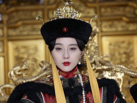 Bí ẩn về Hoàng hậu đang được yêu chiều bỗng bị thất sủng, chết ấm ức, đám tang không khác gì nô tì