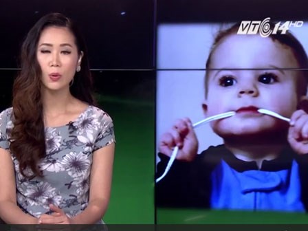Bé 19 tháng tuổi suýt bị mất môi vì ngậm sạc điện thoại