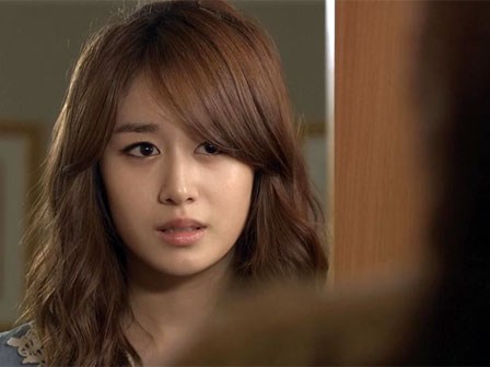 Về ra mắt nhà người yêu, cô gái sững người khi gặp bố chồng tương lai