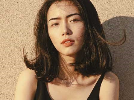 Bản sao Tăng Thanh Hà mách bí quyết giữ dáng chỉ bằng... trái dừa