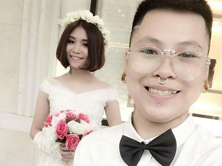 “Tình yêu của 2 cô gái” qua lời tự sự chua chát của 9X xinh đẹp gây sốt MXH