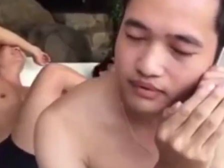 Không nhịn được cười với màn giả giọng Châu Thanh Trì trêu gái