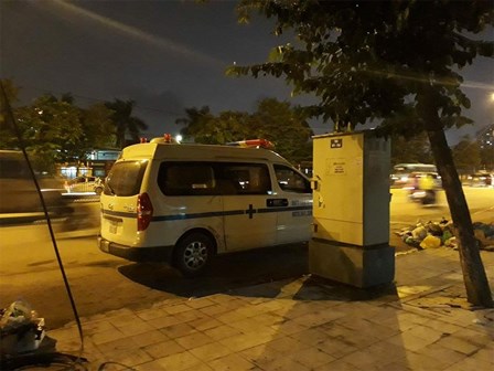 Hà Nội: Nam thanh niên tử vong sau khi vào nhà nghỉ cùng người phụ nữ lớn hơn 20 tuổi