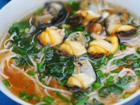 Điểm mặt những quán bún ốc nổi đình nổi đám ở đất Hà thành