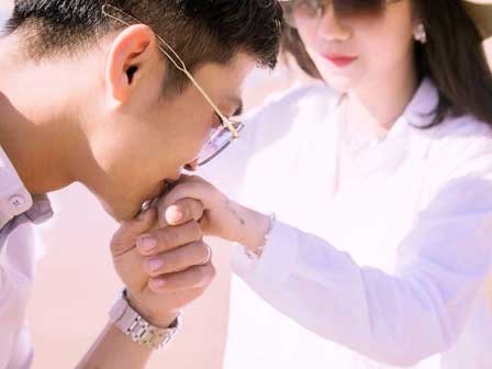 Tìm thấy tình yêu thất lạc sau 4 năm nhờ 