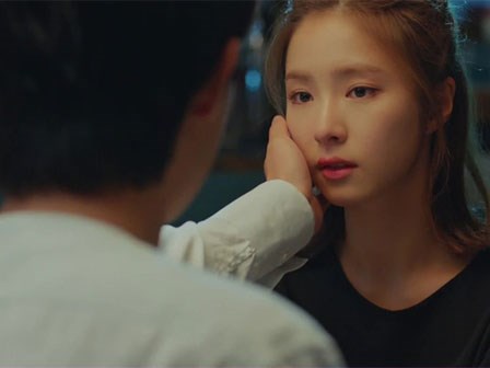 Chuẩn bị đi làm xa, chồng nói một câu khiến tôi cảm thấy cuộc hôn nhân mình thật rẻ rúng