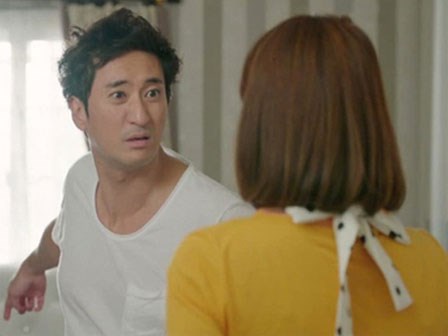 Đánh vợ suốt ngày nhưng cứ lên mạng là chồng khoe vợ yêu, vợ xinh