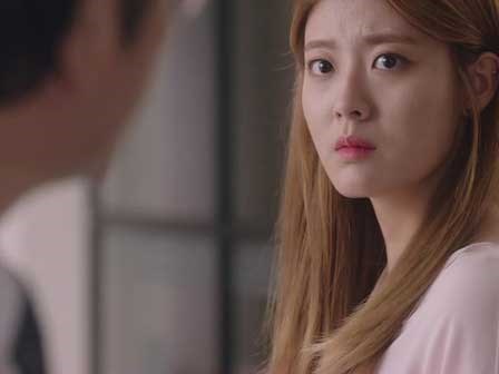 Đớn đau chồng khóc van xin: “Mình ly hôn đi, cưới vợ mới anh vẫn lo cho em và con”