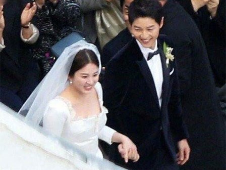 Video cô dâu Song Hye Kyo và chú rể Song Joong Ki đã sẵn sàng cho đám cưới