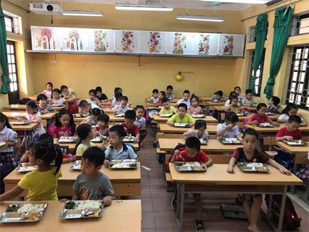 Học sinh tăng kỷ lục, hàng loạt trường cắt bán trú-1