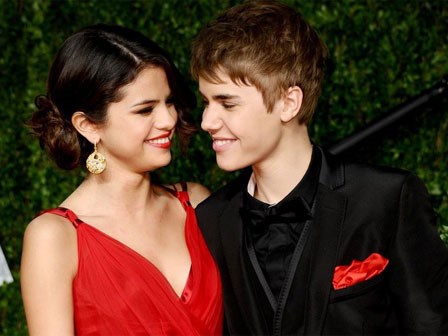 Justin Bieber và Selena Gomez tình đầu vẫn luôn sâu đậm?