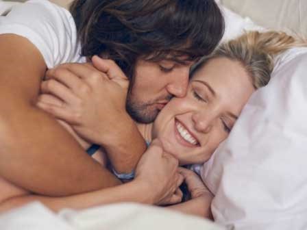 Bí quyết khơi gợi lại cảm xúc nồng nhiệt khi