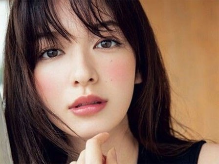 Kỹ càng nhưng tối giản makeup mắt chính là bí quyết của phụ nữ Nhật