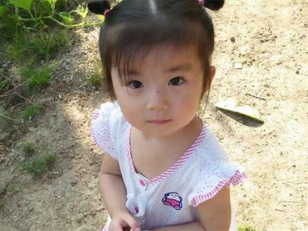 Bận lo tang sự cha mẹ không biết con gái 2 tuổi mất tích, khi tìm thấy bé đã tử vong