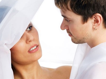 Làm sao để đòi tiền chụp ảnh cưới của vợ cũ?