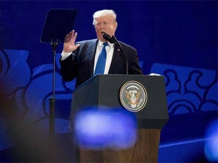 Phát hiện bí mật khi Tổng thống Mỹ Trump phát biểu ở APEC Đà Nẵng