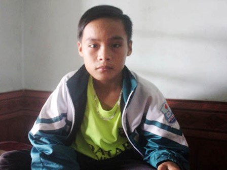 Nam sinh kinh hãi kể phút bị sóng Thiên Cầm cuốn phăng ra biển