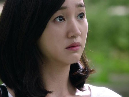 Về ra mắt nhà trai, cô gái phải ăn cơm nguội còn bị bạn trai trách