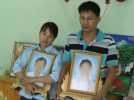 Công an Bình Dương vào cuộc vụ xe khách cán chết 2 cháu bé