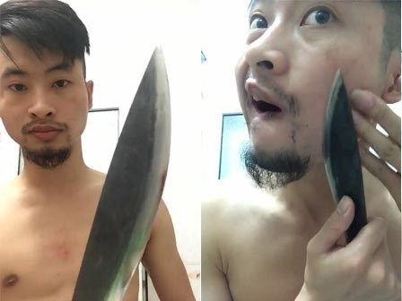 Độc đáo nam thanh niên cạo râu bằng... dao bầu