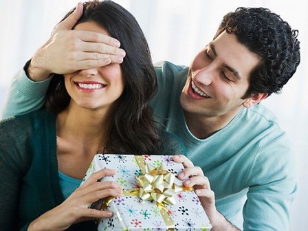 3 con giáp nữ được chồng yêu thương hết mực, càng lớn tuổi càng trẻ, phúc phần dồi dào ai cũng ngưỡng mộ