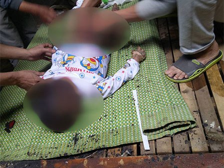 Ngôi nhà bốc cháy khi 3 anh em ở nhà, bé 4 tuổi chết thương tâm