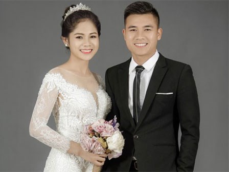 Bất ngờ trước danh tính của cô dâu đã 